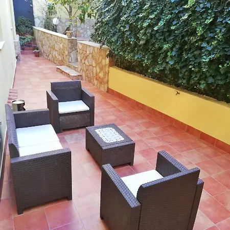 Giardino Di Persefone Guest house 2*